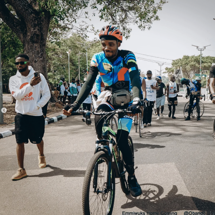 Emmiwuks, a Nigerian long-distance cyclist, starting his bicycle journey from Lagos to the USA